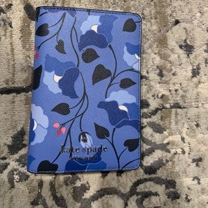 Kate spade passport holder